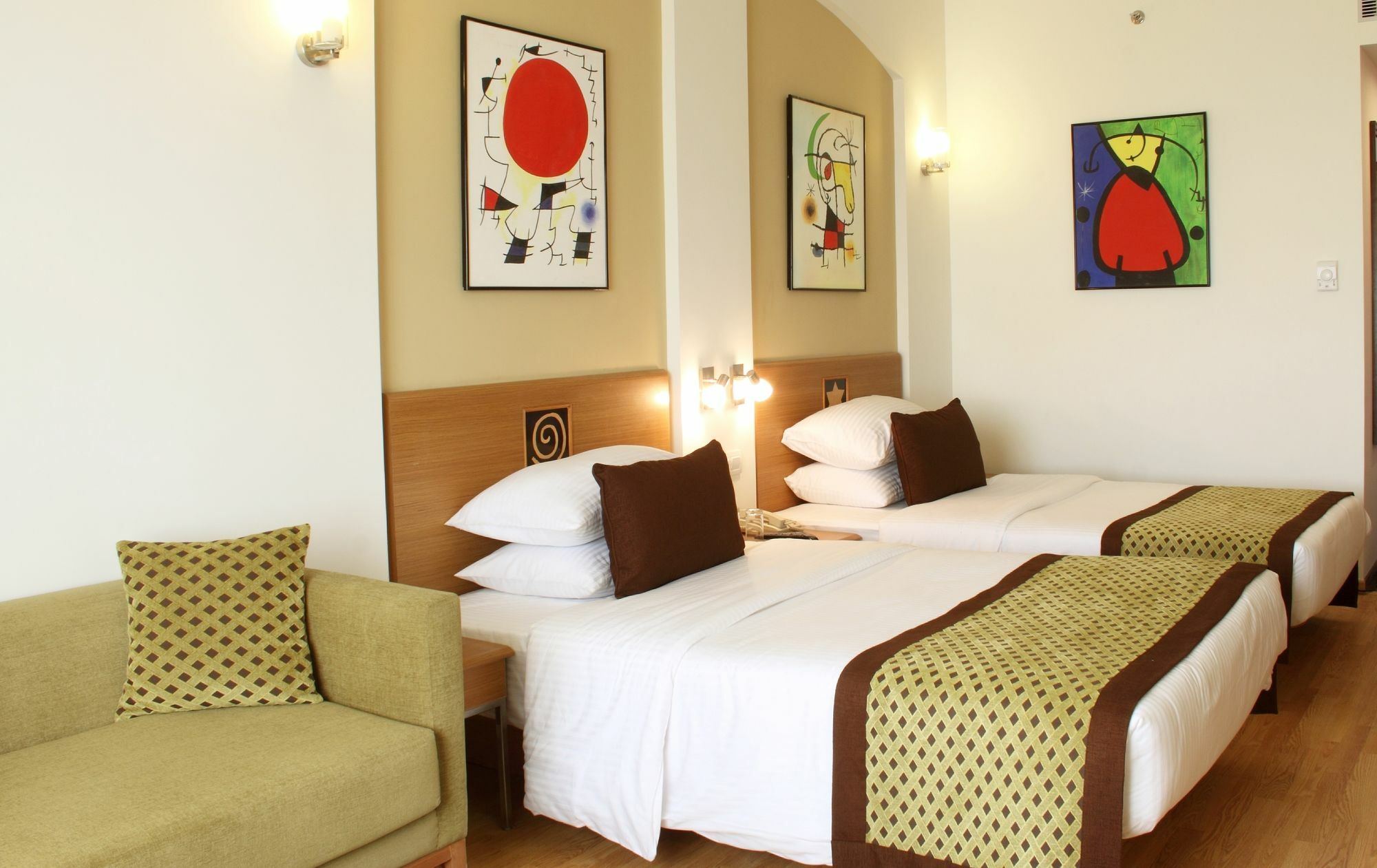 Lemon Tree Hotel Electronics City Bangalore Luaran gambar